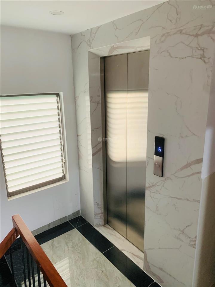 Chủ nhà chuyển về quê cần bán gấp nhà vũ trọng phụng, quan nhân dt 40m, 7 tầng, giá 11,5 tỷ