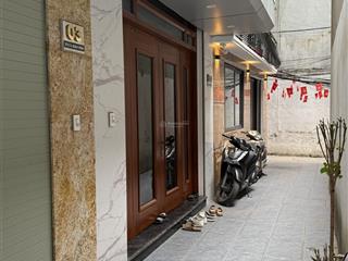 * chủ nhà chuyển về quê cần bán gấp nhà vũ trọng phụng, quan nhân  dt40m ,7 tầng , giá 11,8 tỷ