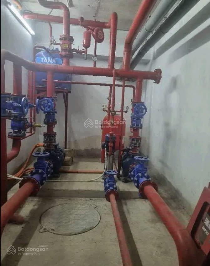 Chủ ngập bank cần bán gấp giá hợp lý, tòa nhà vp tây hồ dt 288m2, 8 tầng, mặt tiền 16m, giá 148 tỷ