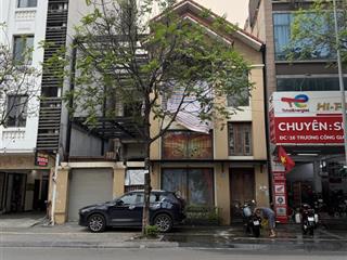 * chính chủ gửi bán ko qua trung gian mặt phố trương công giai  dt145m , mặt tiền 11m , giá 95 tỷ