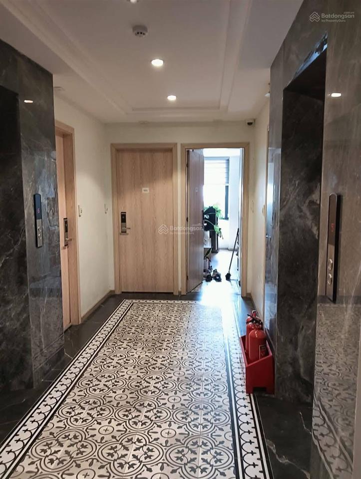 Siêu hiếm tòa nhà apartment quận tây hồ, nhỉnh 300tr/m2, dòng tiền 400tr/tháng xây mới 100%