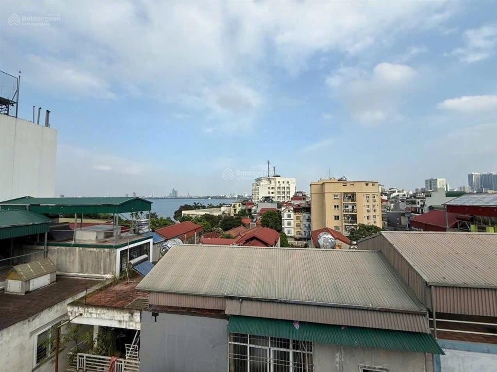Chủ cần bán gấp căn hộ apartment tại võng thị ,31 tỷ, 105m2, 19pn, 8t, phong thủy tốt, uy tín .