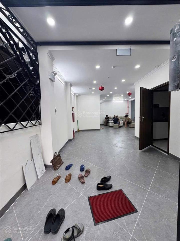Chủ cần bán gấp căn hộ apartment tại võng thị ,31 tỷ, 105m2, 19pn, 8t, phong thủy tốt, uy tín .