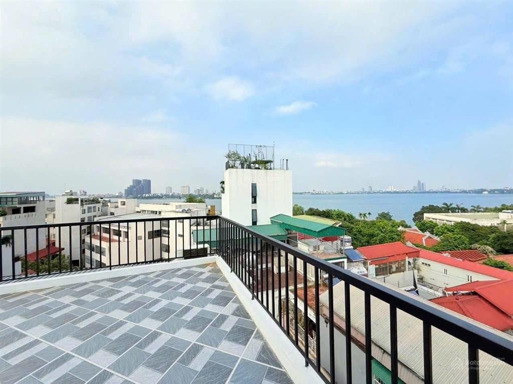 Chủ cần bán gấp căn hộ apartment tại võng thị ,31 tỷ, 105m2, 19pn, 8t, phong thủy tốt, uy tín .