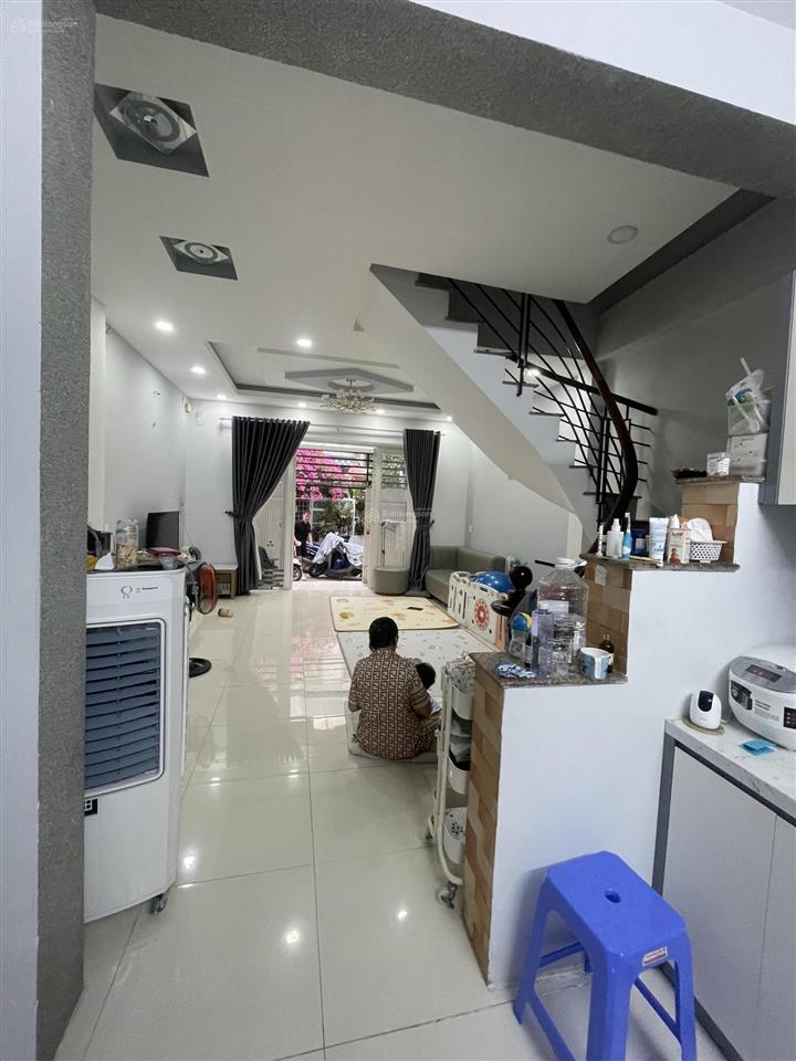Quận 4  nhà đẹp 2 tầng  4.7 x 11  hẻm trước trước nhà gần 4m  giá #5tỷ9 tl