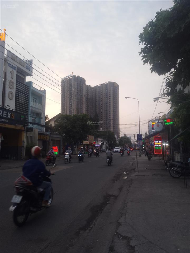 Siêu phẩm biệt thự 3 tầng + 2 dãy trọ có 46 phòng mặt tiền đường an bình nối liền 2 trục đường lớn