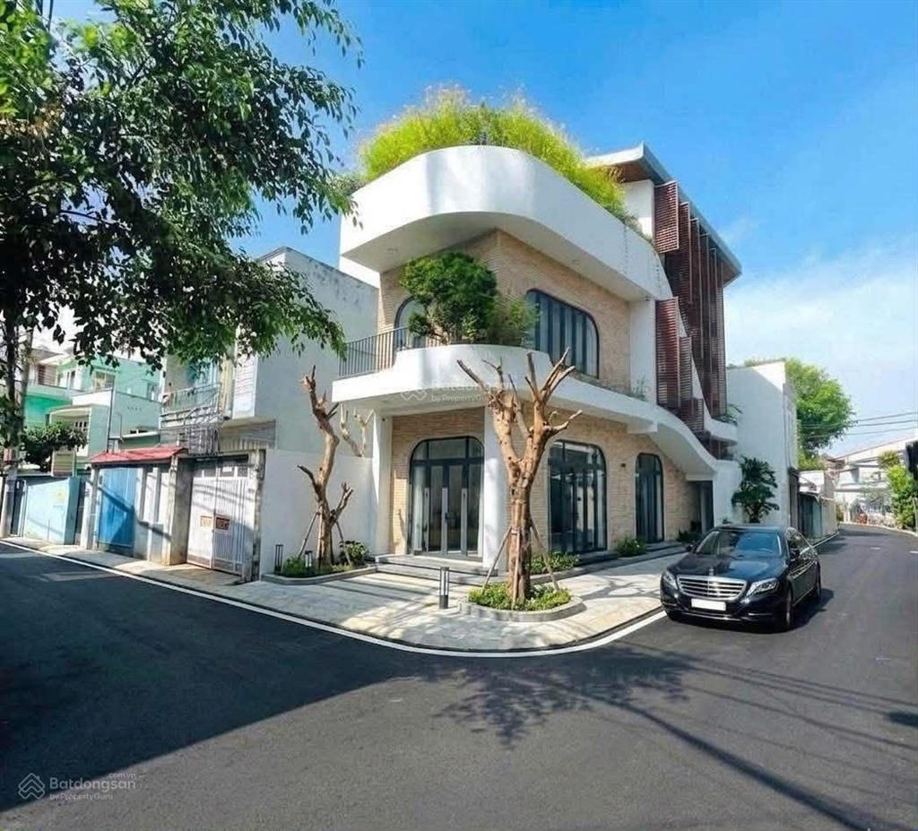 Siêu phẩm 3 tầng góc 2 mặt tiền đường phường linh chiểu tp thủ đức, dt 94m ngang 6,6m dài 19m