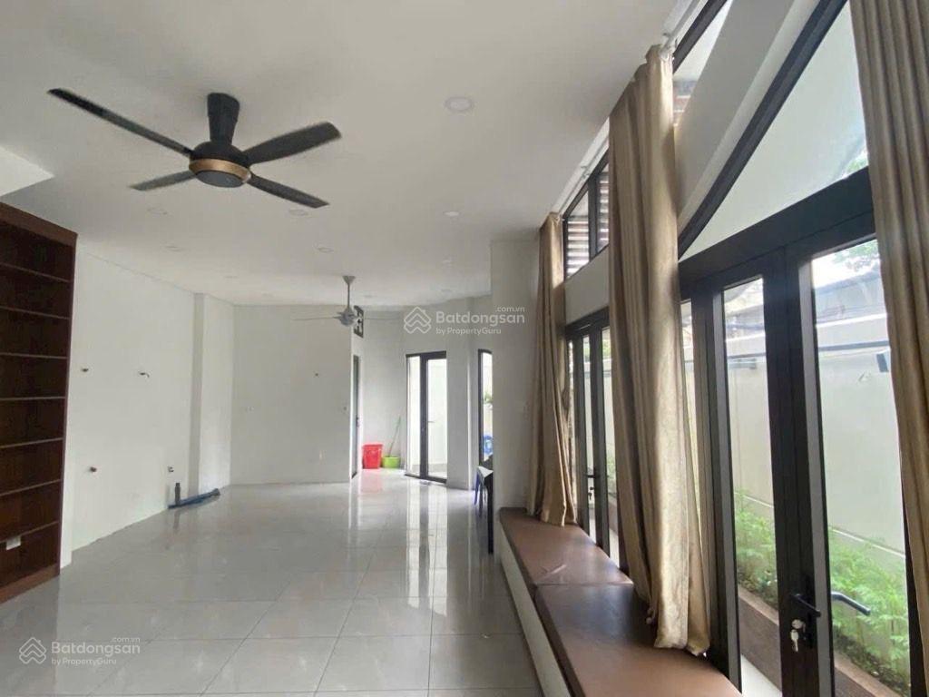 Siêu phẩm 3 tầng góc 2 mặt tiền đường phường linh chiểu tp thủ đức, dt 94m ngang 6,6m dài 19m