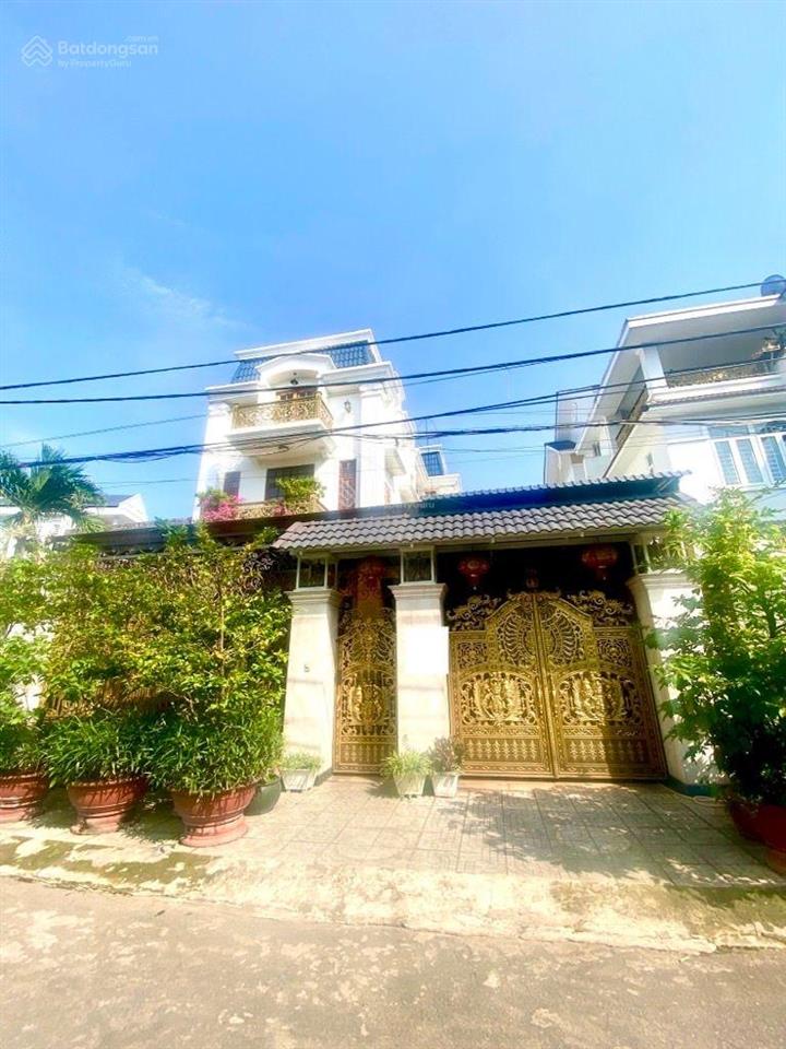 Siêu phẩm biệt thự 3 tầng dt 245m ( 12 x 21 ) đường linh trung tp thủ đức , ngay hoàng diệu 2