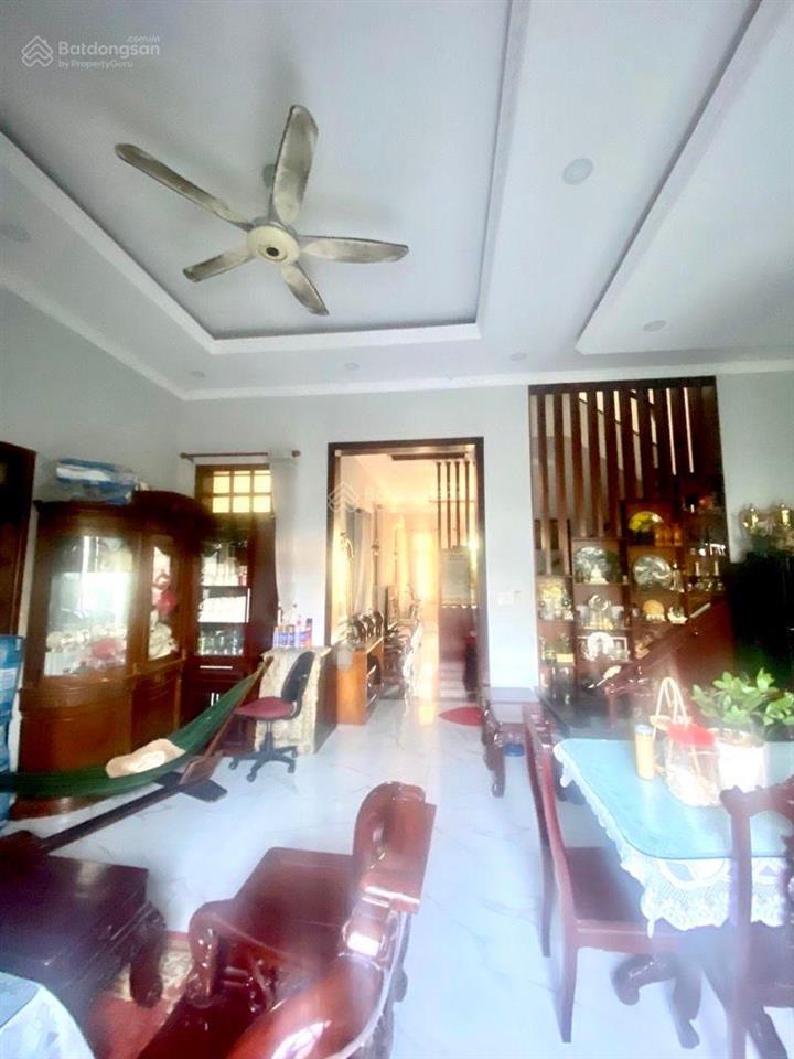 Siêu phẩm biệt thự 3 tầng dt 245m ( 12 x 21 ) đường linh trung tp thủ đức , ngay hoàng diệu 2