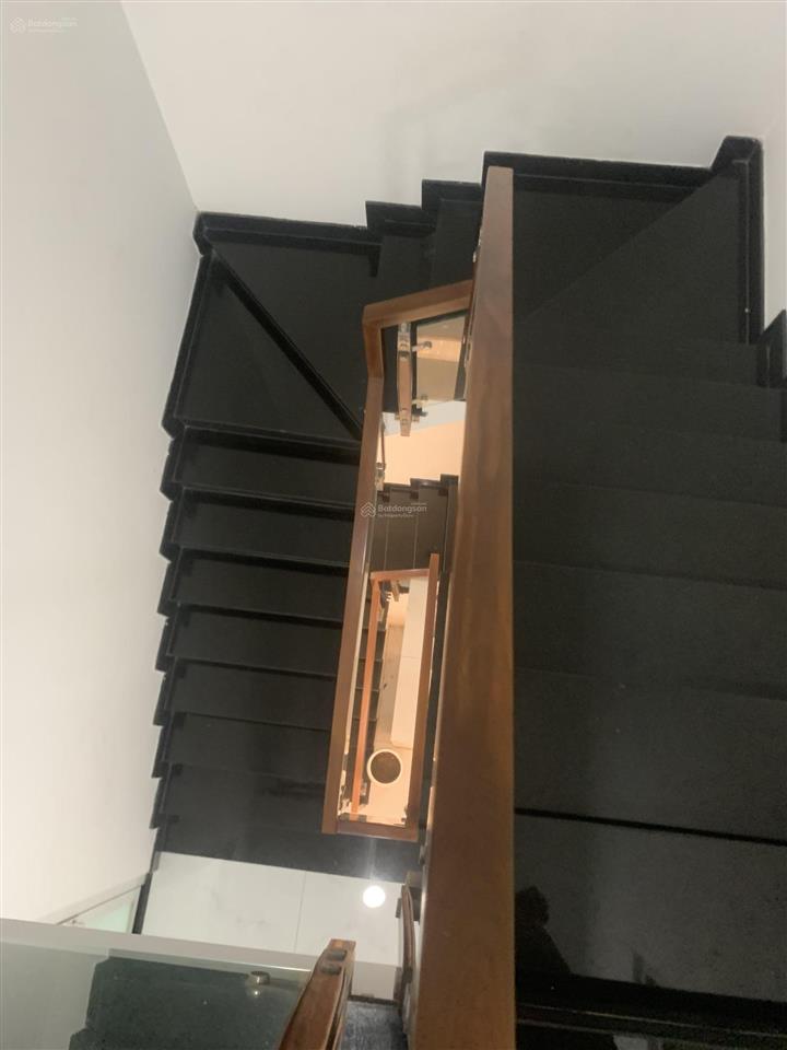 Siêu phẩm 3 tầng dt 51m (4,3 x 12) đường số 21 nguyễn xiển quận 9 tp hcm nhà nằm ngay vinhomes
