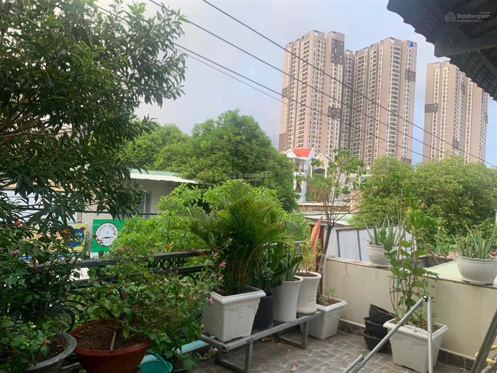 Siêu phẩm 3 tầng dt 95m 5 x 19 nhà mặt tiền kinh doanh đường số 5 ngay phạm văn đồng kdc việt lập