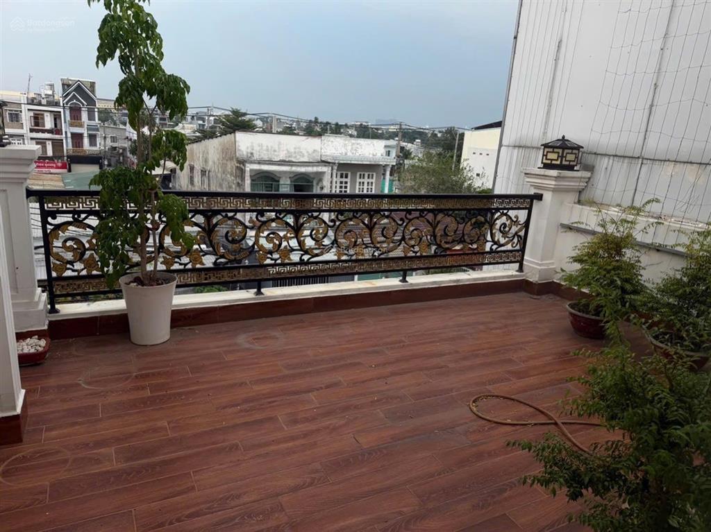 Siêu phẩm biệt thự phố 3 tầng dt 231m full thổ đường tỉnh lộ 43 p tam bình thủ đức tp hcm , 10 x 21