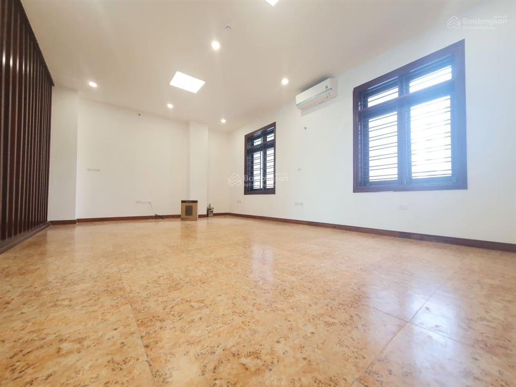 Văn phòng dt 40m2 giá 7tr/tháng tại mễ trì  nam từ liêm  hà nội