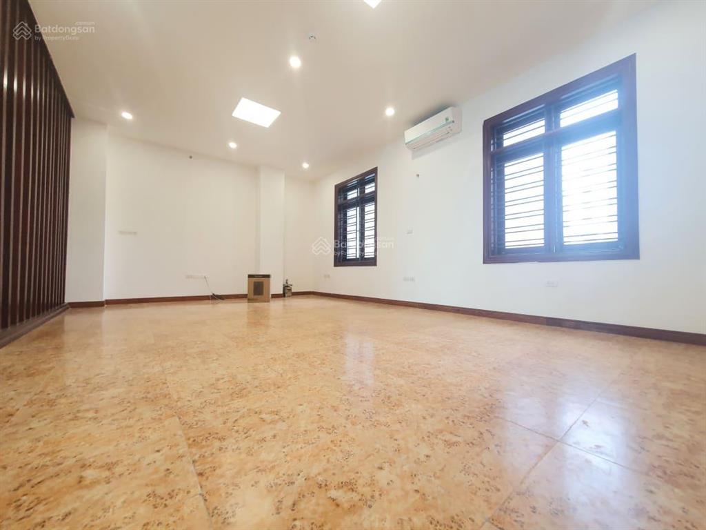Văn phòng dt 40m2 giá 7tr/tháng tại mễ trì  nam từ liêm  hà nội