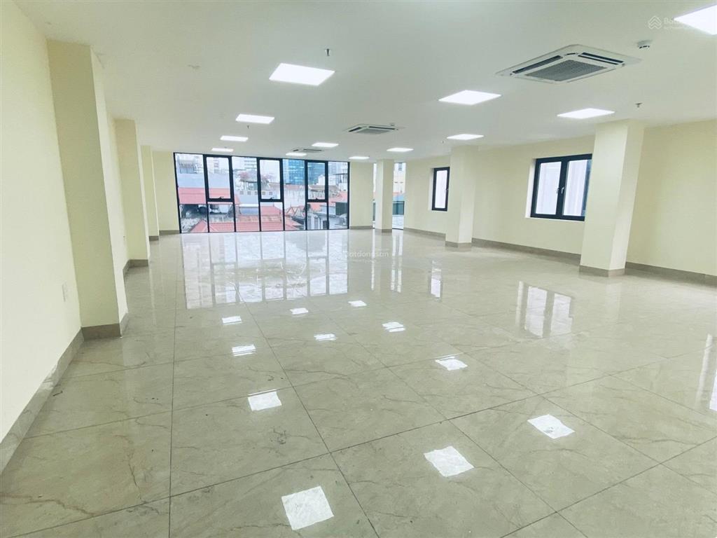 Cho thuê văn phòng 130m2 giá 25.5 triệu phố hoàng quốc việt  cầu giấy