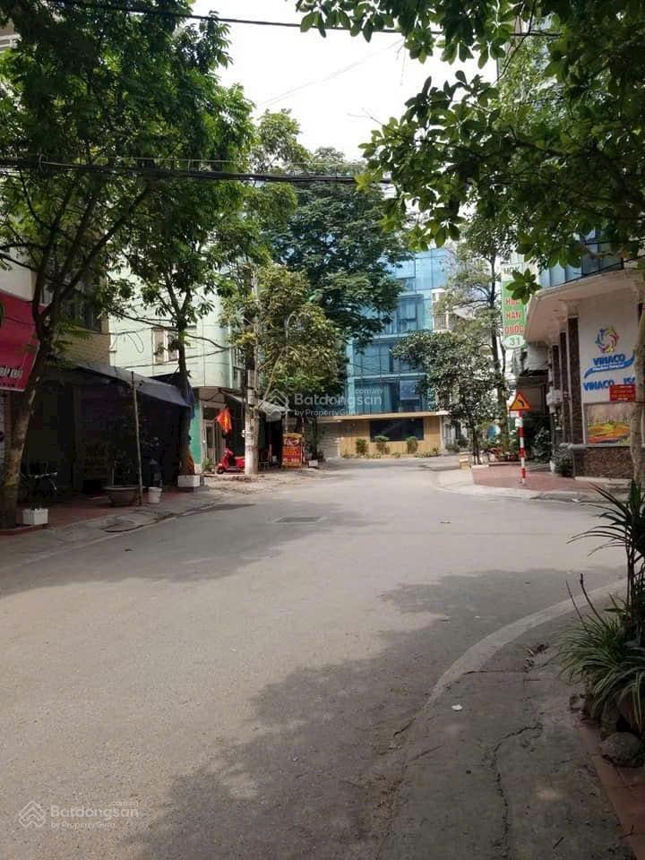 Cho thuê văn phòng 60m2 giá 7.6 triệu phố bùi huy bích  hoàng mai
