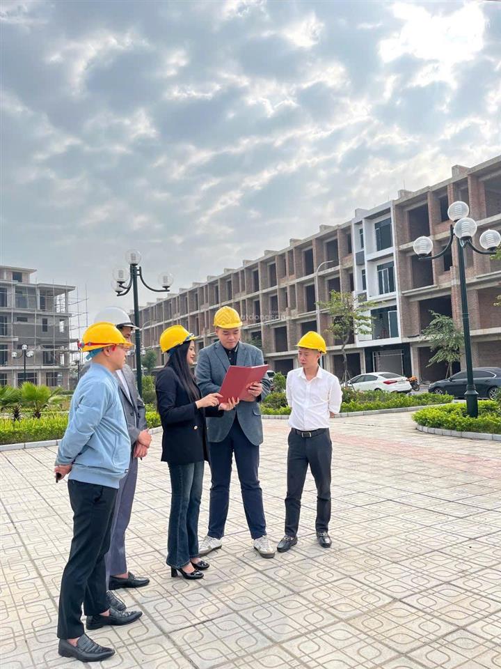 Bán shophouse, biệt thự giá rẻ cạnh kcn nomura hải phòng suất ngoại giao. 0868 888 ***