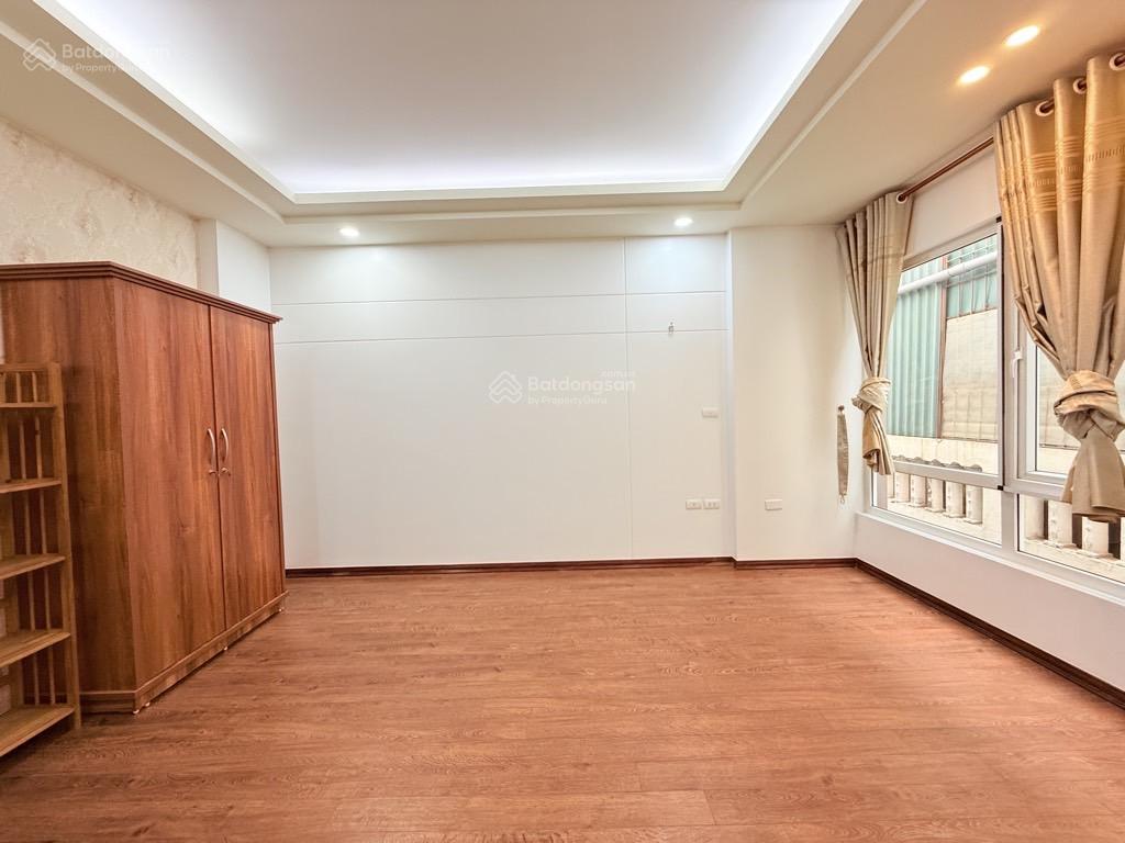 Bán nhà 5t phân lô trung kính lớn. tt cầu giấy. 45m2. ngõ 5m ô tô. kd, spa, vp đỉnh chóp.0965 525 ***