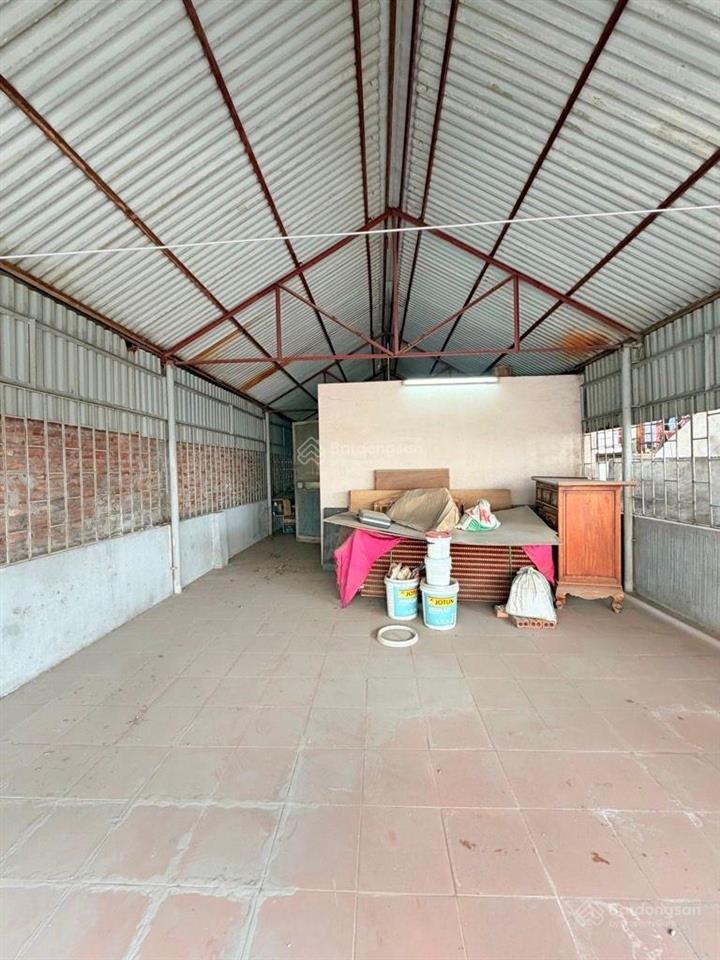 Bán nhà mặt phố trung kính, 48m2 x 6t vỉa hè đá bóng. kd mọi loại hình. khu sầm uất ô tô đỗ.