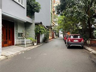 102m2 mảnh đất đắc địa hoàng quốc việt, tt cầu giấy ngõ to như phố. ô tô tránh dừng đỗ.