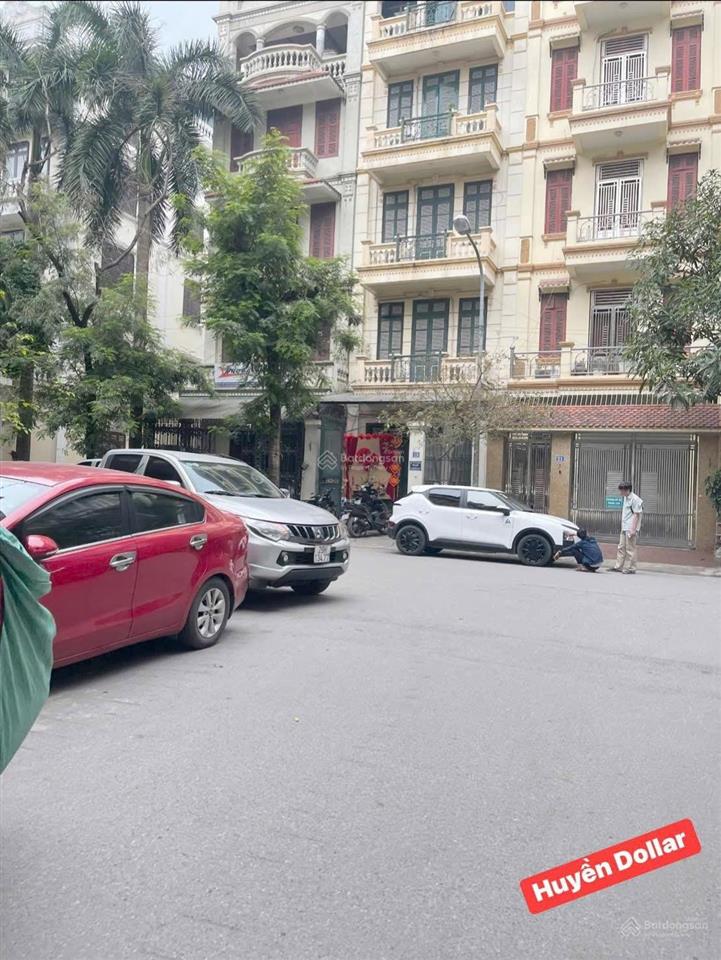 Nhà đẹp mặt phố hoàng ngân 65m2 x 5t. 27ty9 còn tl. dân xây kcbt chắc chắn. kd mọi loại hình.