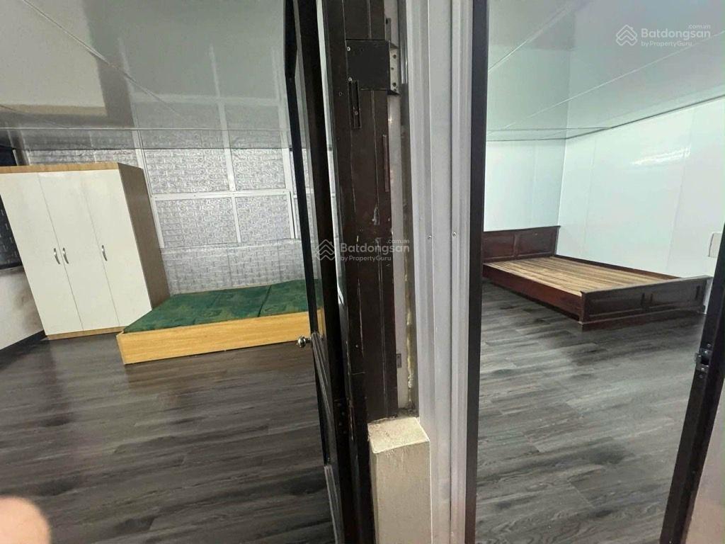 Bán nhà nguyễn khang 38m2 x 5t x 4pn. kcbt chắc chắn. 2 mặt ngõ ô tô. cực nông phố