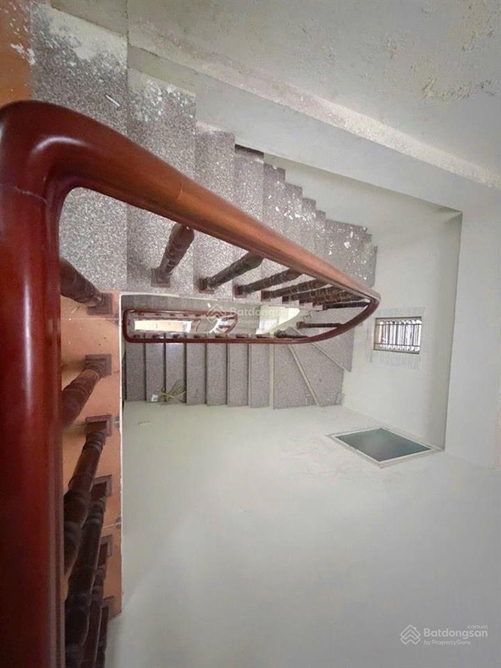 Bán nhà yên hoà 45m2 x 5t x mt 4,5m. tổng 4pn. 2 thoáng. ngõ rộng nông phố.