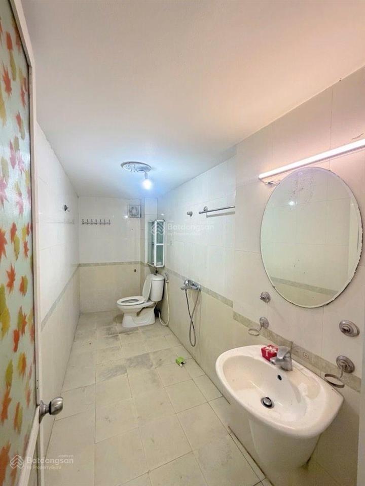 Bán nhà yên hoà 45m2 x 5t x mt 4,5m. tổng 4pn. 2 thoáng. ngõ rộng nông phố.