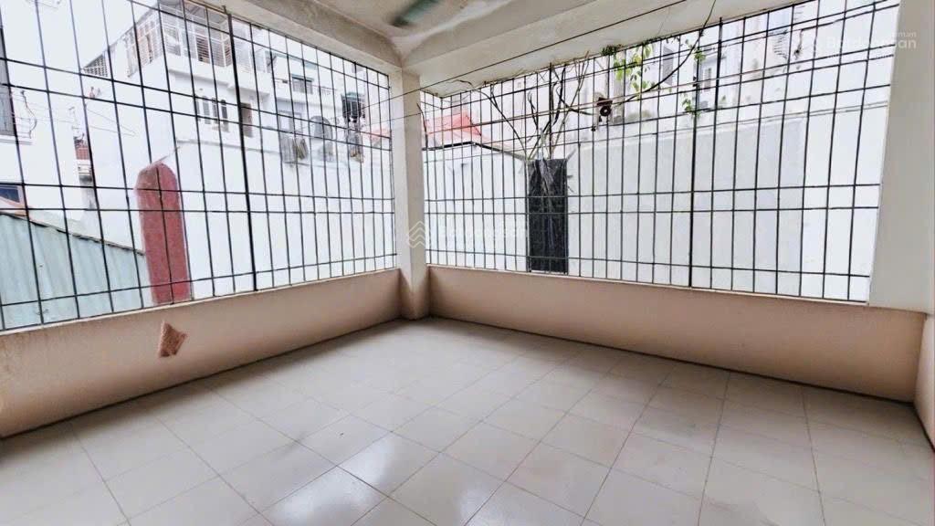 Bán gấp nhà riêng tại trần duy hưng, 13 tỷ, 40m2x5t ô tô 5tạ qua nhà, hàng hiếm