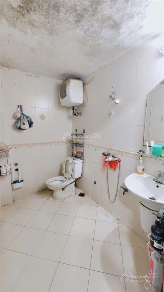 Bán gấp nhà riêng tại trần duy hưng, 13 tỷ, 40m2x5t ô tô 5tạ qua nhà, hàng hiếm