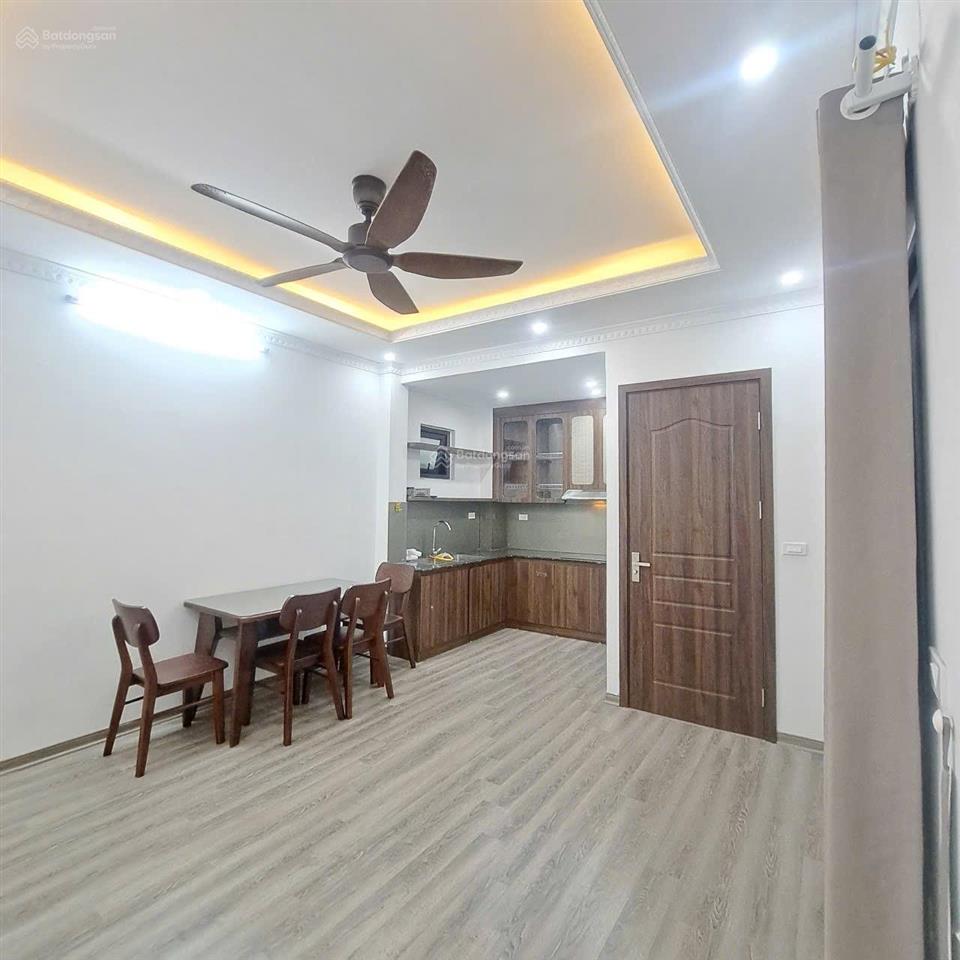Giá tốt. bán nhanh nhà việt hưng, long biên, 6 tầng, ngõ qua cổng thông