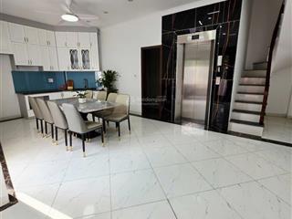 Giá tốt. thang máy. bán nhanh nhà 06 tầng long biên, 50m, nhỉnh 8 tỷ, ô tô đỗ cửa