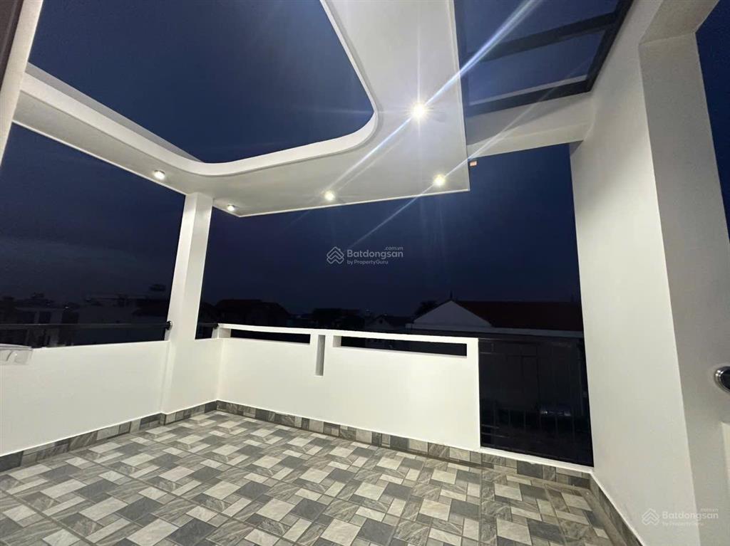 Bán nhà riêng gần cầu nhật tân, 41m2, 4pn, view đẹp, hàng hiếm, hơn 4 tỷ tí
