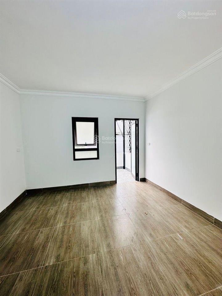 Bán nhanh nhà đẹp thạch bàn, long biên, 5 tầng, 31m, nhỉnh 6 tỷ