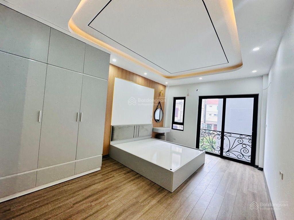 Bán nhanh nhà đẹp thạch bàn, long biên, 5 tầng, 31m, nhỉnh 6 tỷ