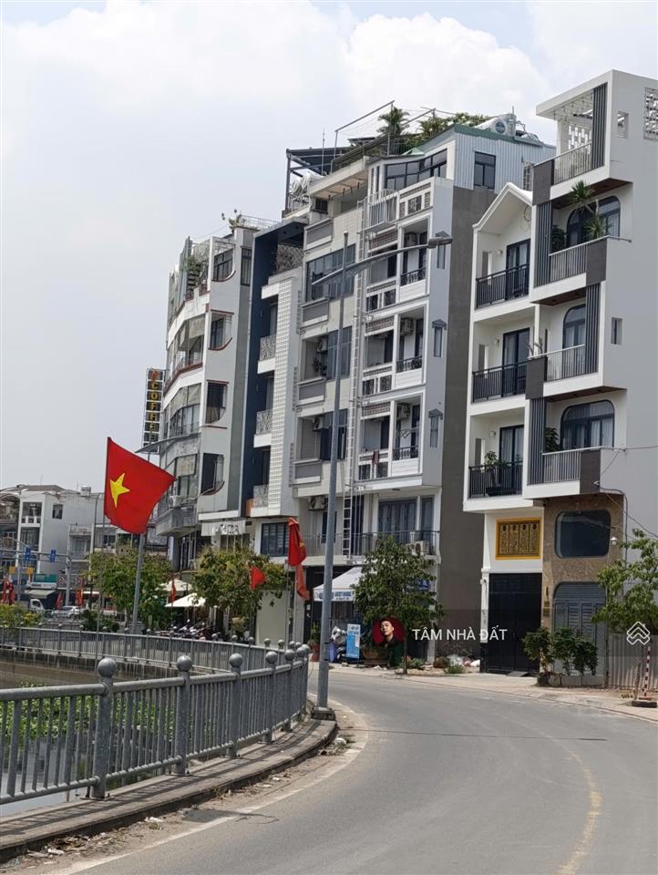 Nhà đẹp xinh full nội thất dương quảng hàm, 5 tầng mới cứng, giá 7,45 tỷ, gọi ngay 0933 523 ***
