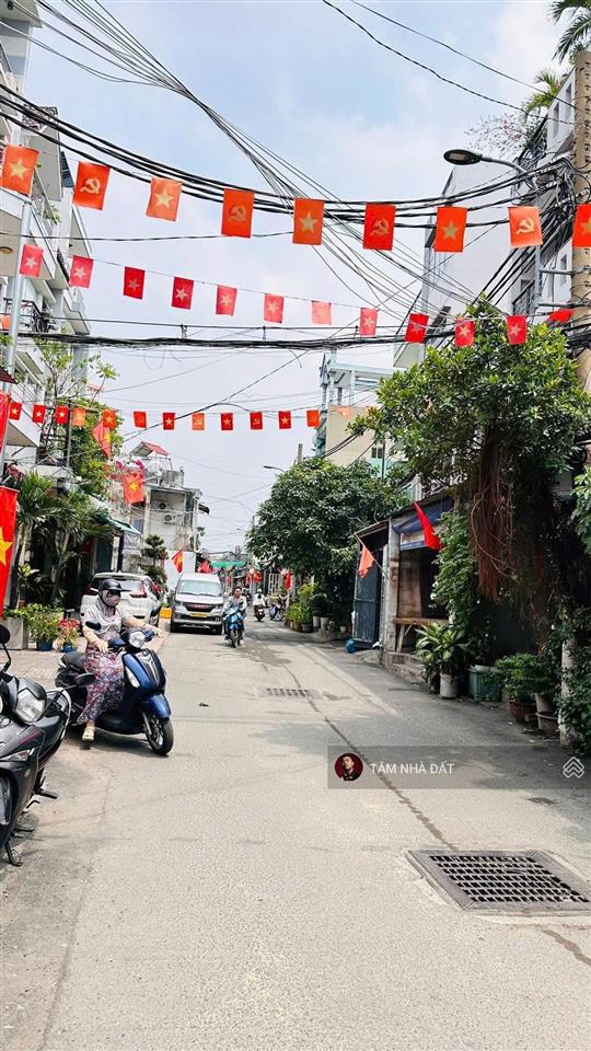 Cực phẩm căn góc 3 mặt phạm văn chiêu + (4,5x17m) + 5 tầng hẻm xe hơi thông thoáng  0933 523 ***