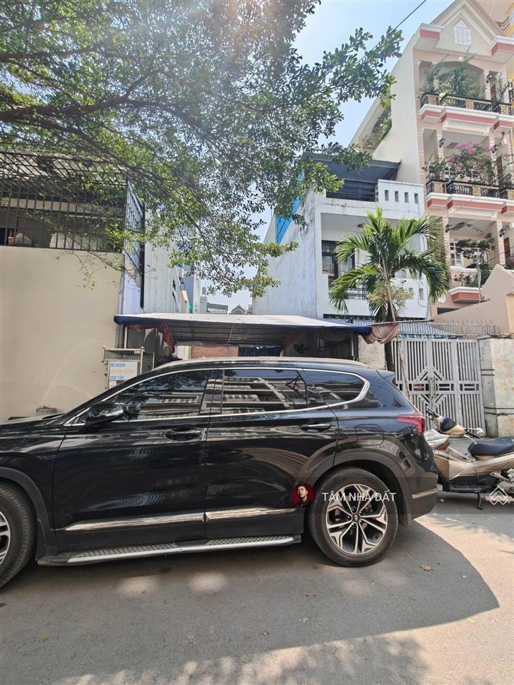Đất chuẩn chỉnh  giá rẻ  ngang 5m dài 20m  khu đồng bộ thông thoáng giá 10 tỷ  0933 523 ***