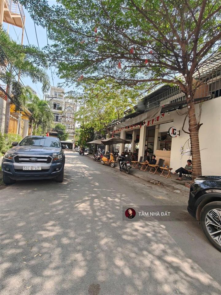 Đất chuẩn chỉnh  giá rẻ  ngang 5m dài 20m  khu đồng bộ thông thoáng giá 10 tỷ  0933 523 ***