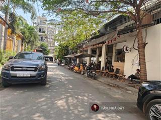 Đất chuẩn chĩnh  giá rẻ  ngang 5m dài 20m  khu đồng bộ thông thoáng giá 10 tỷ  0933 523 ***