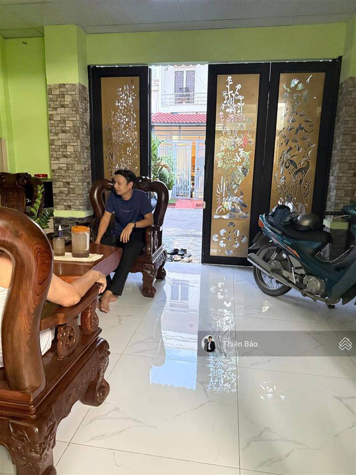 Khu vip công viên làng bông! bán nhà đường nguyễn văn khối + 4 tầng (5x17m) 4pn giảm còn 9,9 tỷ