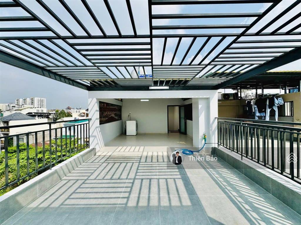 Siêu phẩm nhà đẹp ở ngay 4 tầng (4x13m) + thang máy nguyễn oanh p17 quận gò vấp
