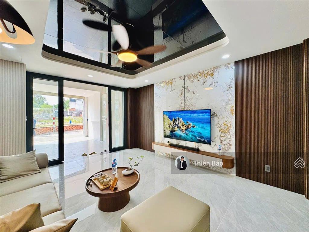 Siêu phẩm nhà đẹp ở ngay 4 tầng (4x13m) + thang máy nguyễn oanh p17 quận gò vấp