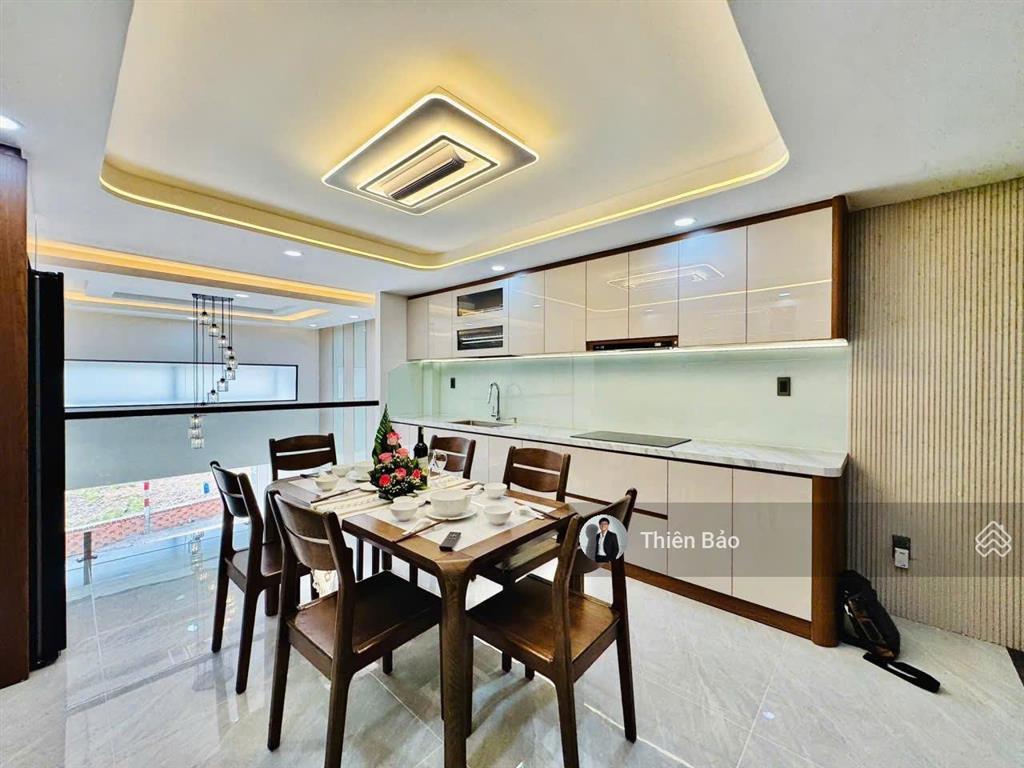 Siêu phẩm nhà đẹp ở ngay 4 tầng (4x13m) + thang máy nguyễn oanh p17 quận gò vấp