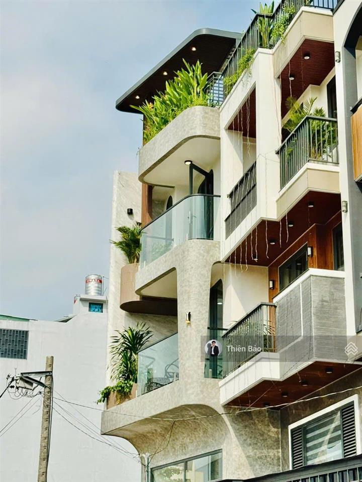 Siêu phẩm nhà đẹp ở ngay 4 tầng (4x13m) + thang máy nguyễn oanh p17 quận gò vấp