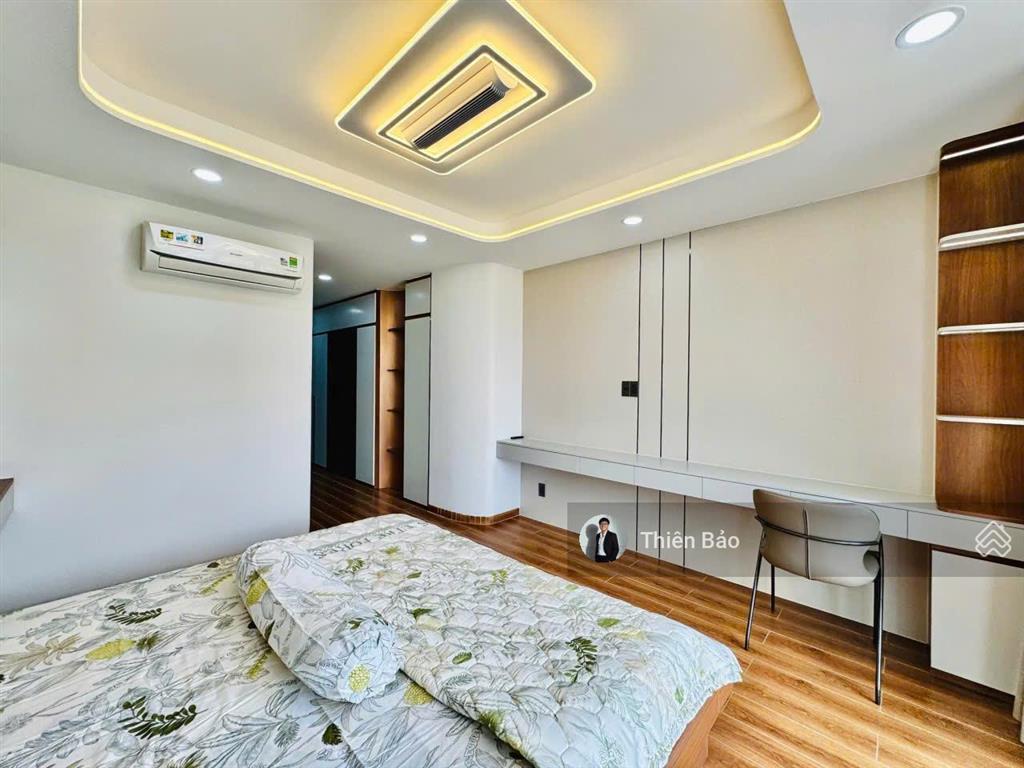 Siêu phẩm nhà đẹp ở ngay 4 tầng (4x13m) + thang máy nguyễn oanh p17 quận gò vấp