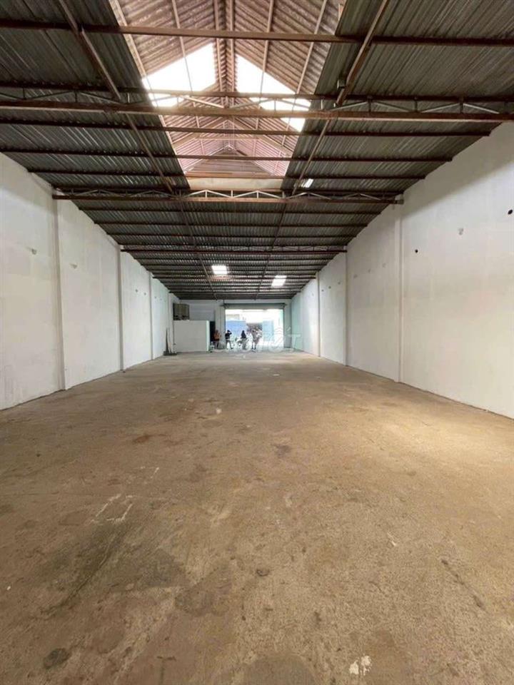 Cần Cho thuê xưởng xuân Thới sơn HM.DT 500m đường xe công giá 26 triệu