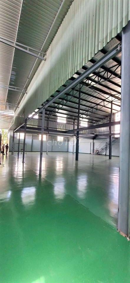 Cần Cho thuê xưởng TÂN hiệp hốc Môn DT 1000m giá 40 triệu thương Lương