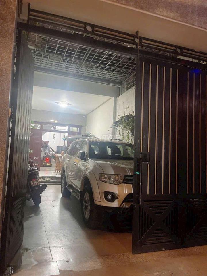 Cần bán nhà PTTN Q12 DT 4 x20 . kết cấu 1trêt 2lầu giá 6 tỷ 2 
